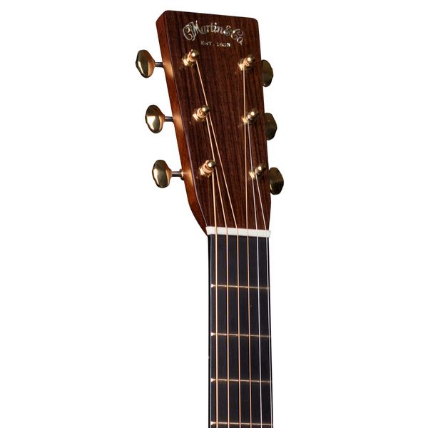 Martin Guitars 000-28E Modern Deluxe