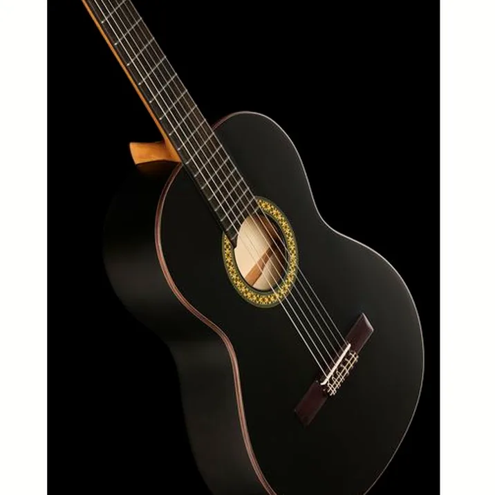 Alhambra 1C Black Satin incl.Gig Bundle