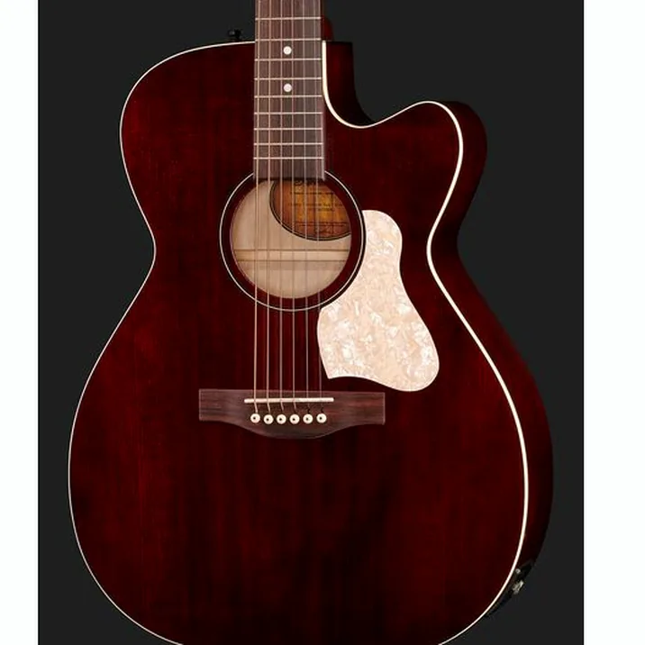 Art Lutherie Legacy Tennessee Red Cw Q1T