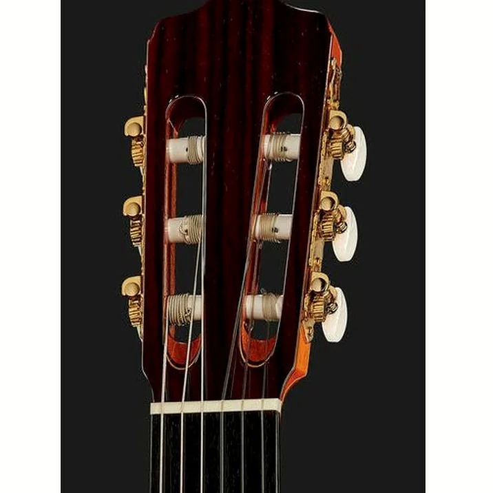 Asturias Kodaira Ast 70