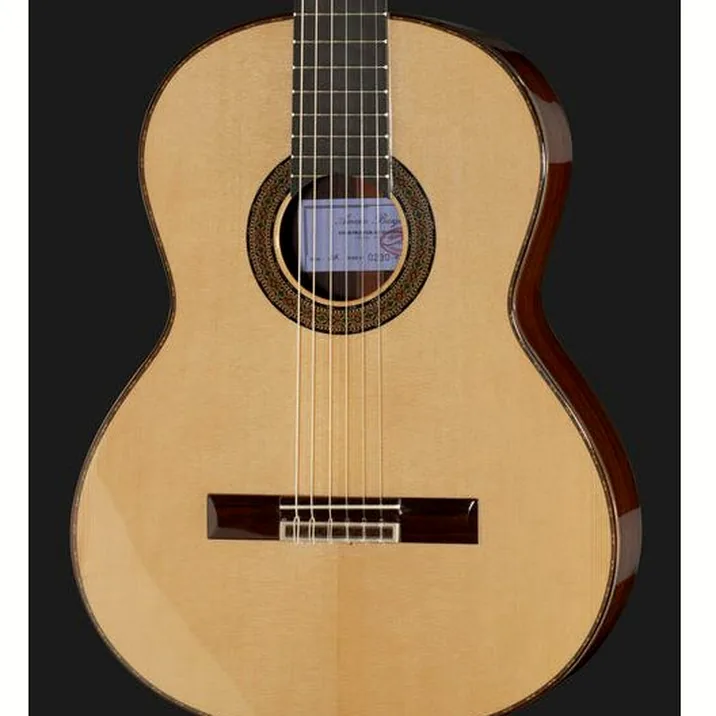 Amalio Burguet 2M Spruce w/Case