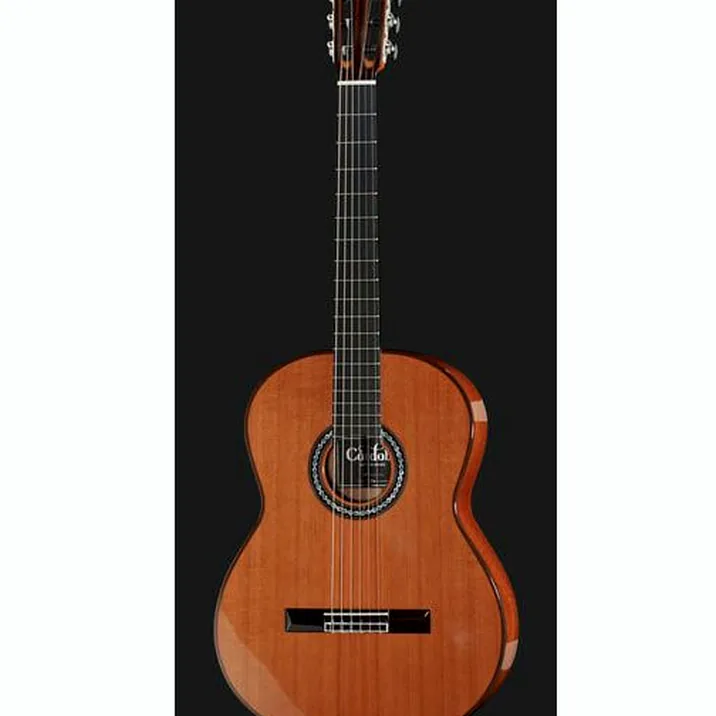 Cordoba C 9 Crossover Cedar