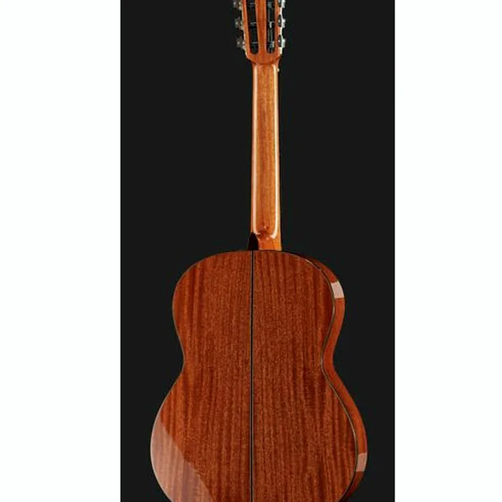 Cordoba C 9 Crossover Cedar