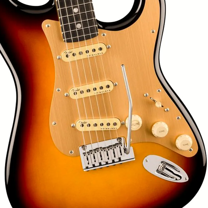 Fender Am Ultra II Strat EB UBST