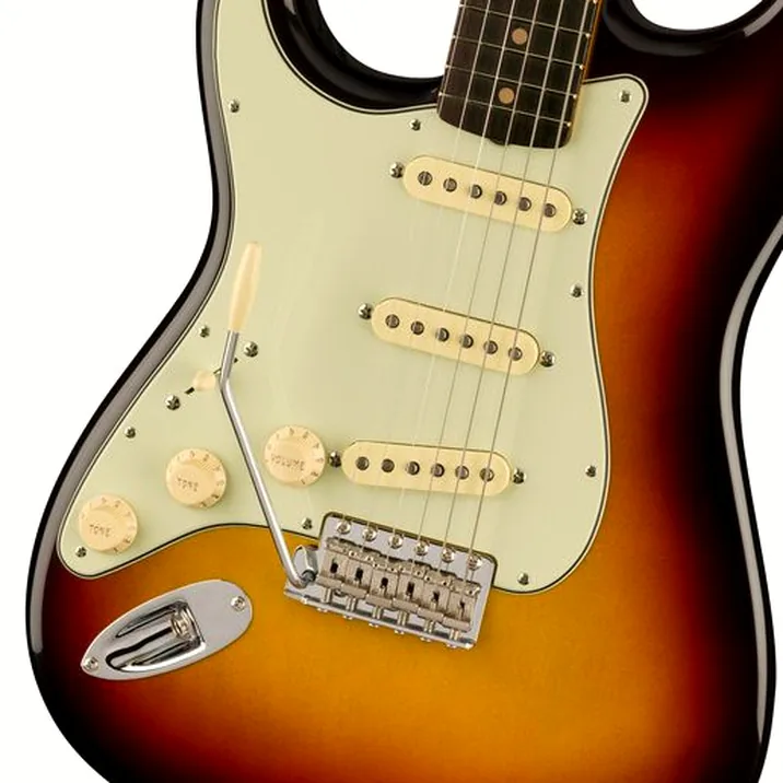 Fender Av Ii 61 Strat Lh Rw Wt3Tb