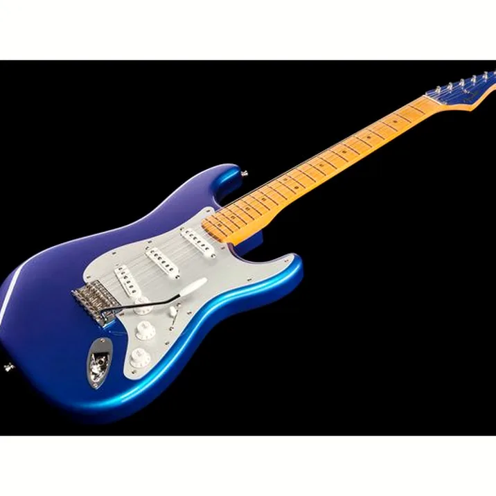 Fender Limited Edition H E R Strat
