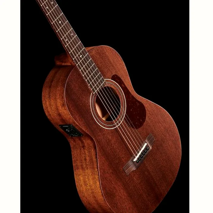 Harley Benton CLP-15ME SolidWood Bundle