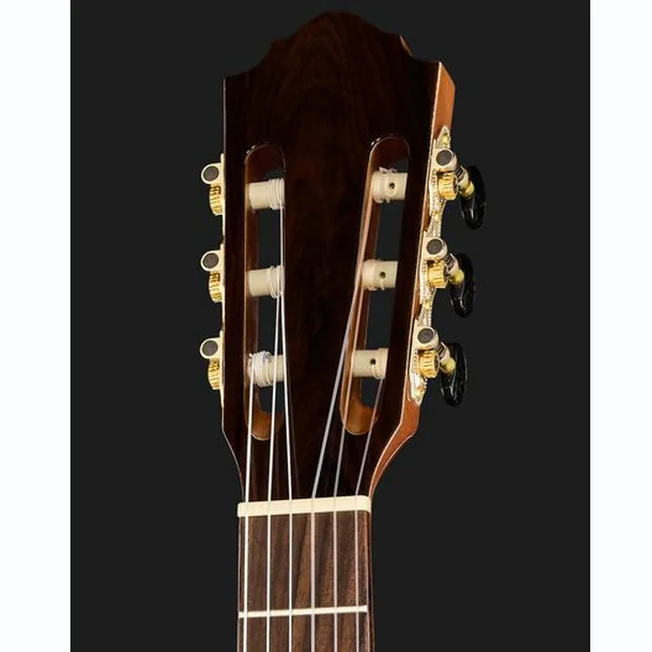 Höfner HF18 Classical