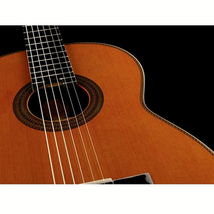Juan Hernandez Romance Cedar