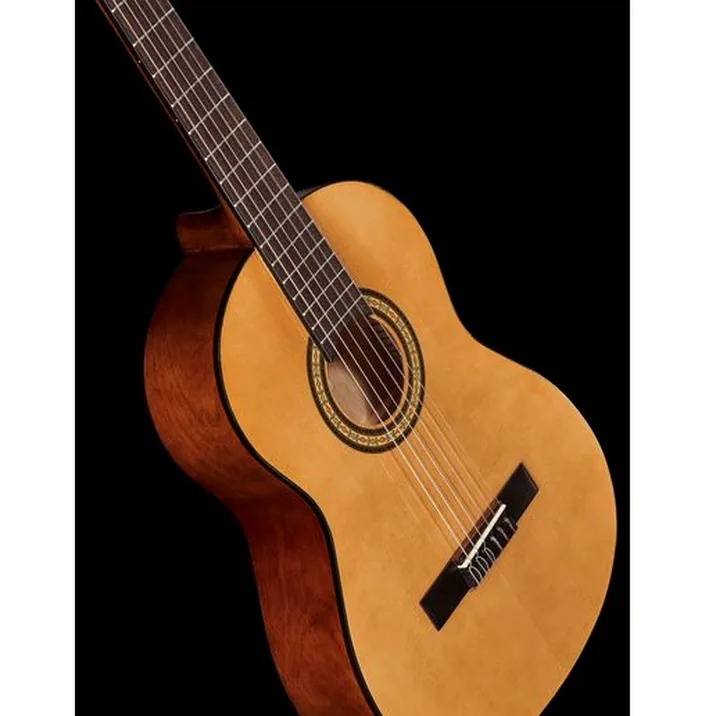 La guitarra clásica Thomann Classic Guitar 3/4: Prueba, Comparativa y Opinión.