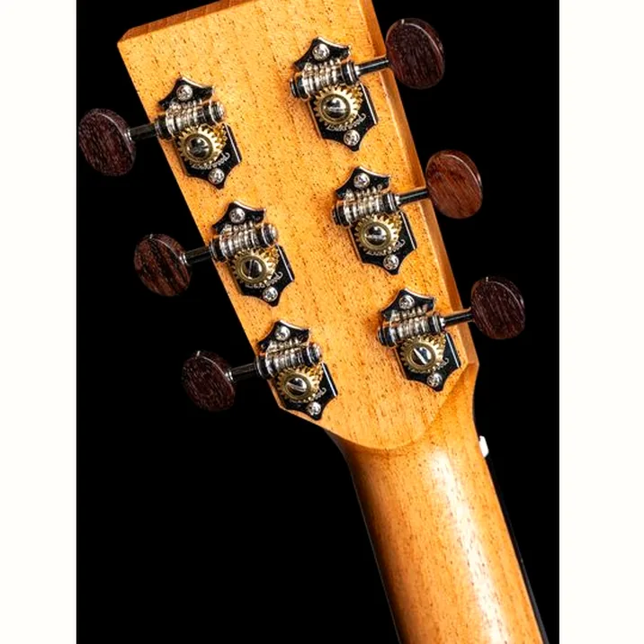 Lakewood C-31 P Natural