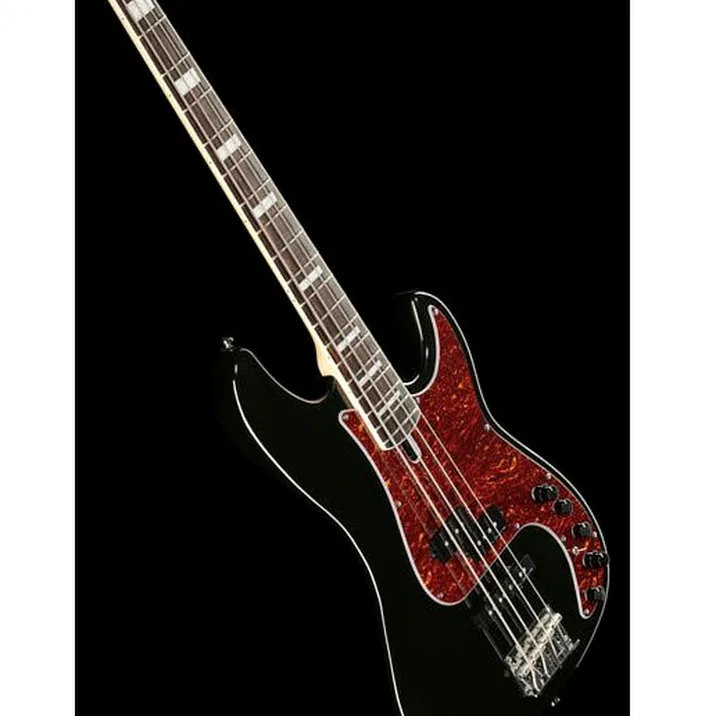 Marcus Miller P7 Alder 4 Black 2Nd Gen