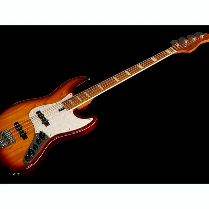 Marcus Miller V8 4 Ts