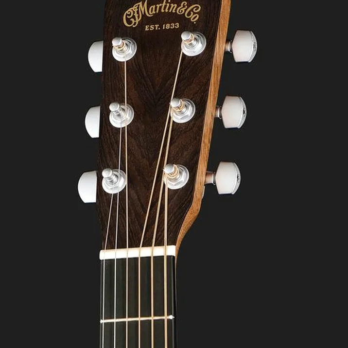 Martin Guitar 000C Jr E LH New