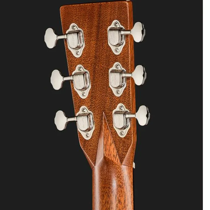 Martin Guitar D-28 Billy Strings