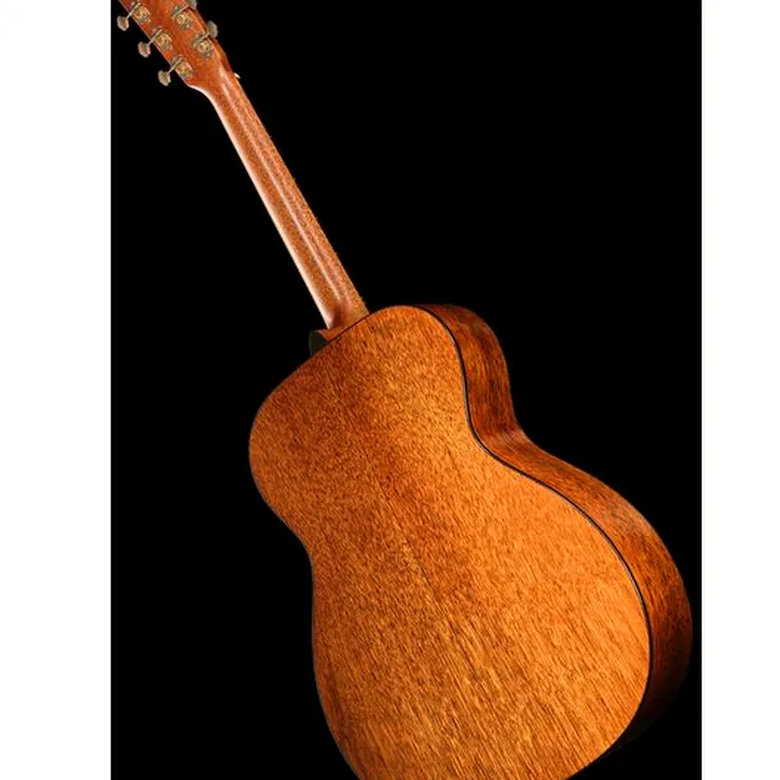Martin Guitar 00018