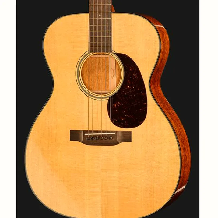 Martin Guitar 00018