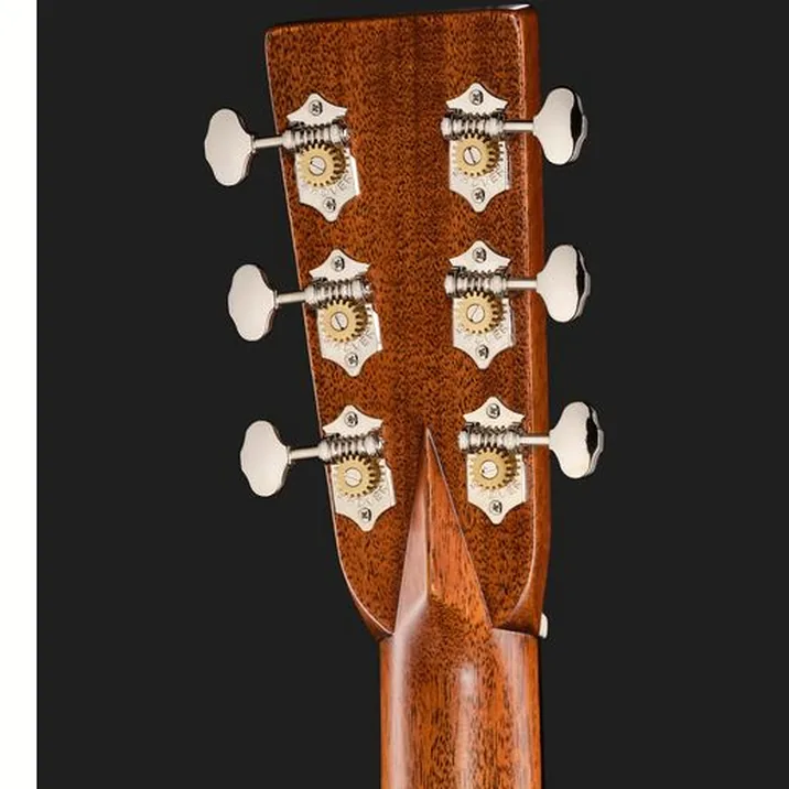 Martin Guitar 00028