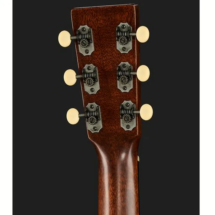 Martin Guitars Ceo 7