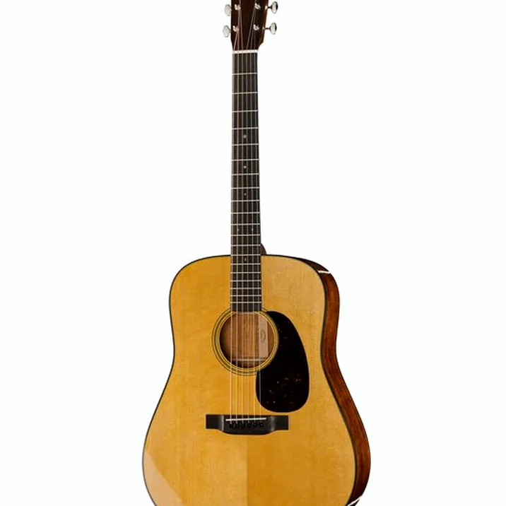 Martin Guitars D-18