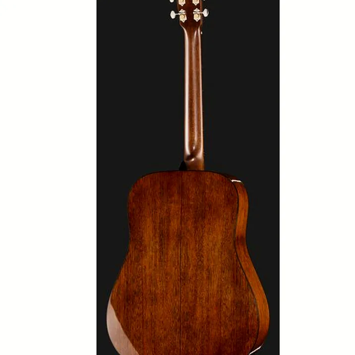 Martin Guitars D-18 Sunburst