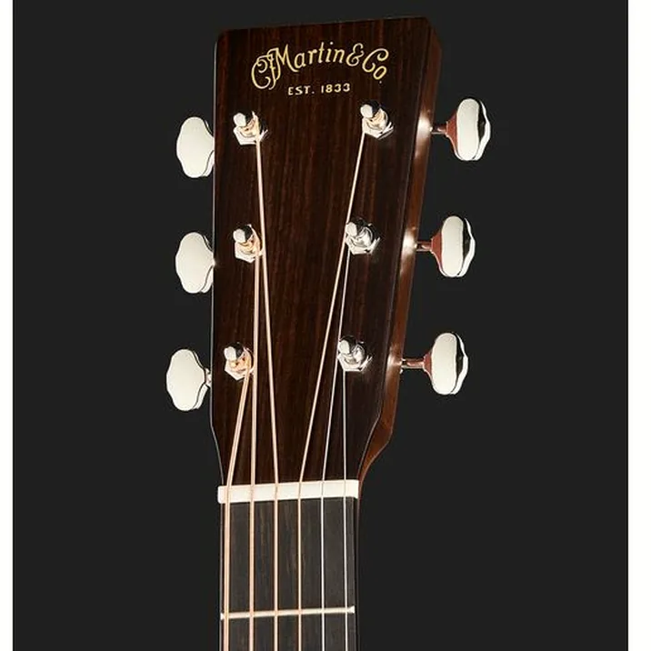 Martin Guitars D 18 Sunburst 556163
