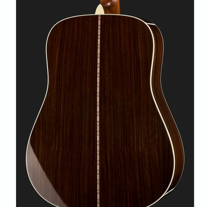 Martin Guitars D 28