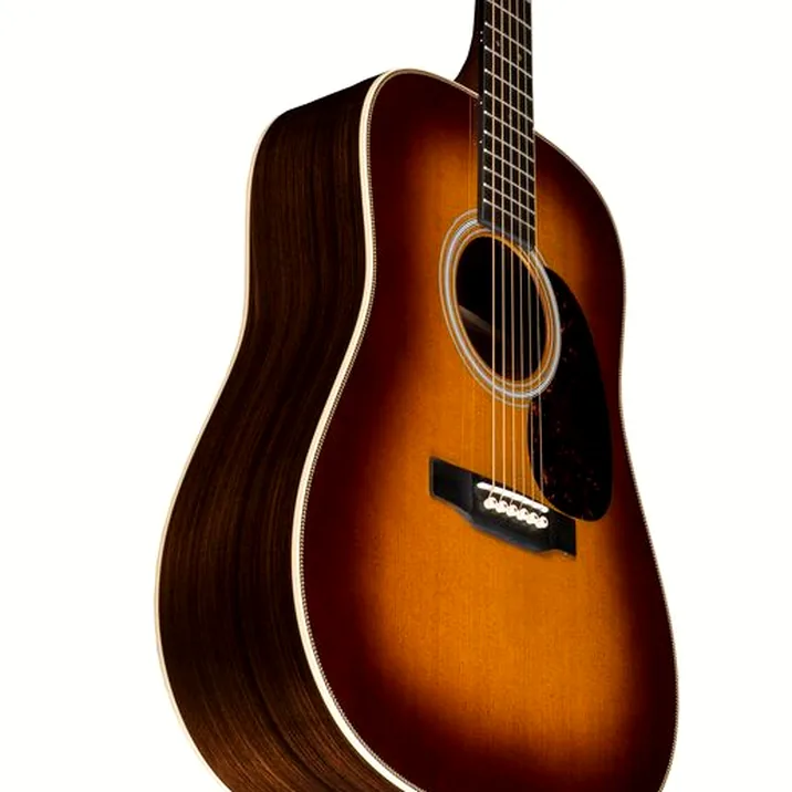 Martin Guitars HD-28 Ambertone