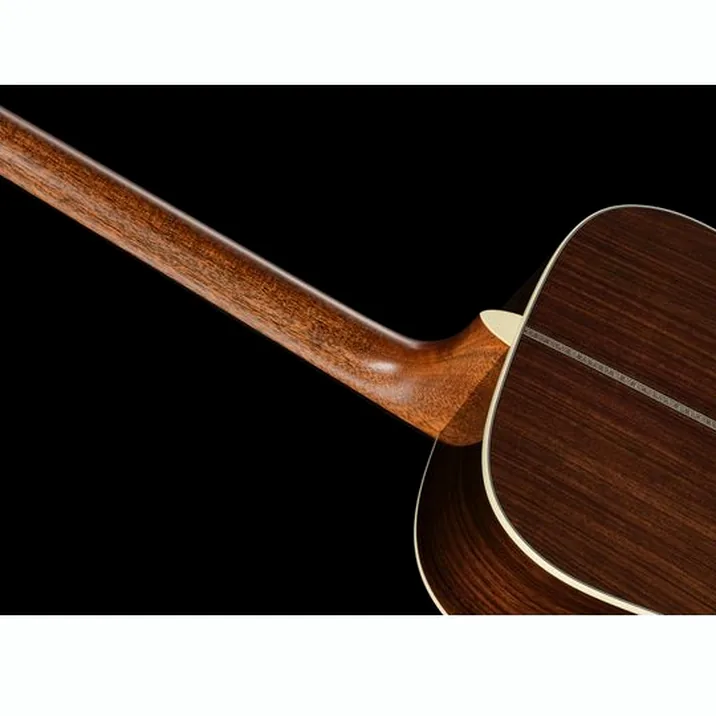 Martin Guitar HD28 Ambertone