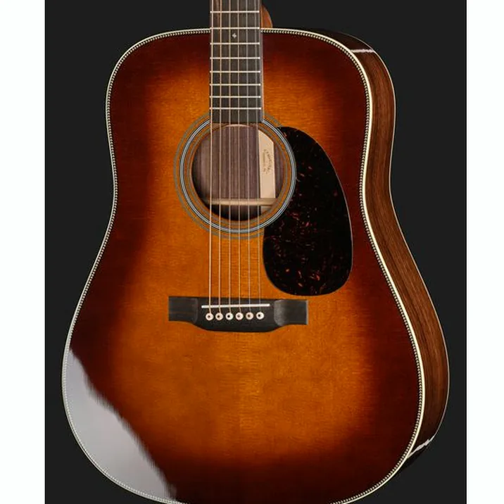 Martin Guitar HD28 Ambertone