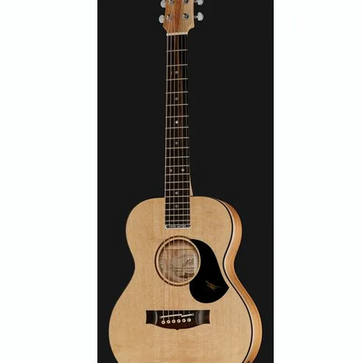 Maton Mini EM6 w/ Case