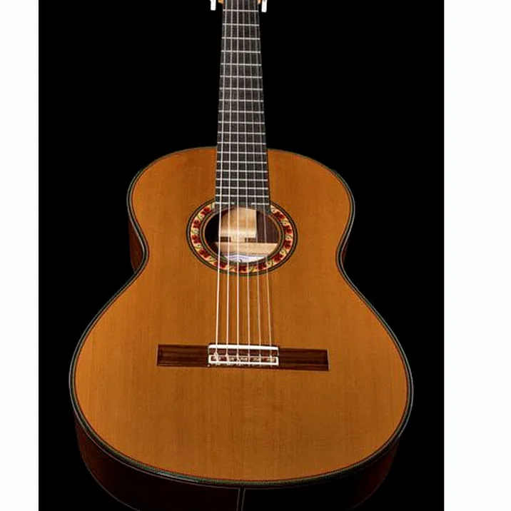 Ramirez Guitarra Del Tiempo Cedar