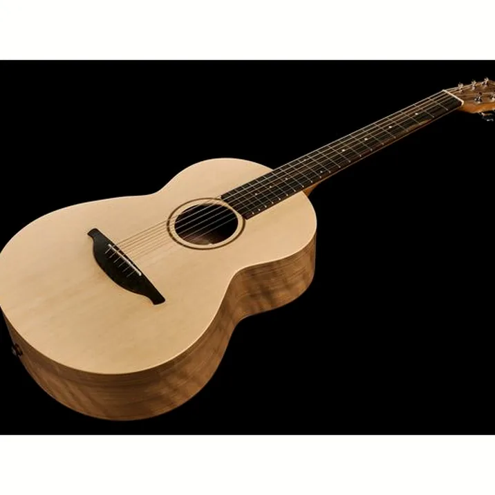 Sheeran By Lowden W04
