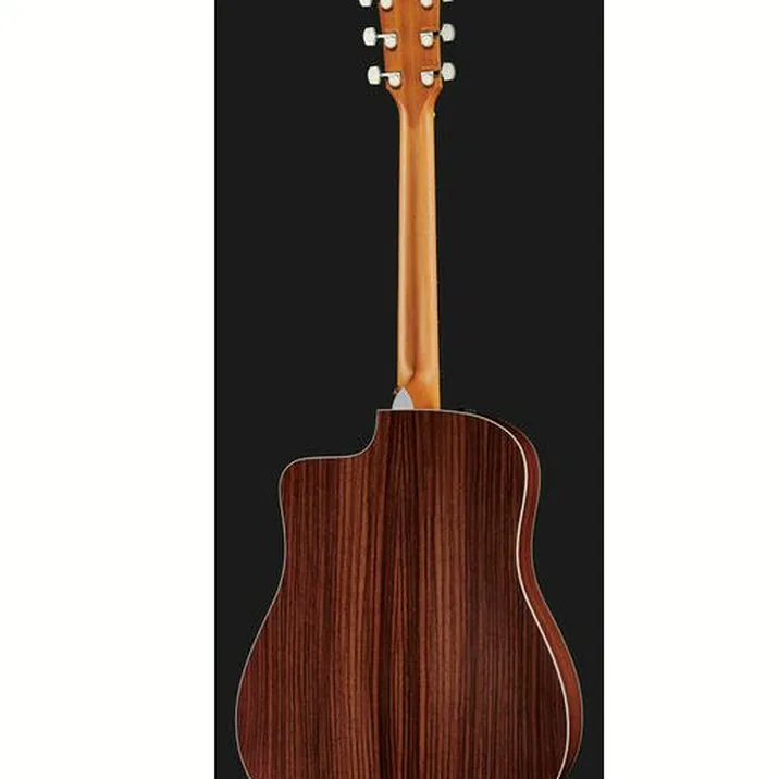 Taylor 210ce