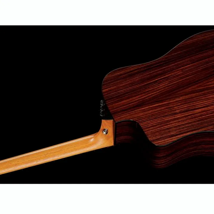 Taylor 210Ce Plus