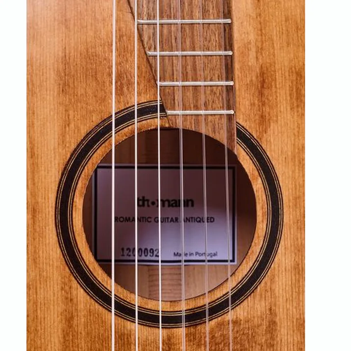 Thomann Romantic Guitar Antiqued