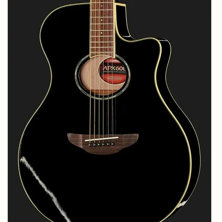 Yamaha Apx 600 Black