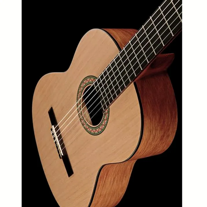 Yamaha C40M Bundle