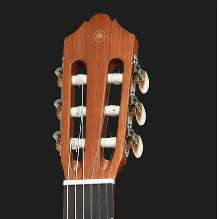 Yamaha C40M Bundle