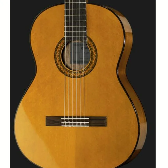 Yamaha C70